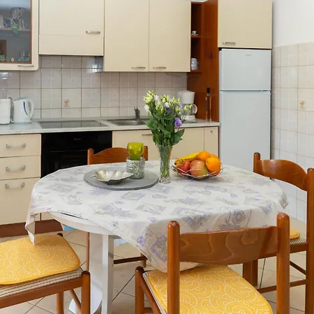 Cozy In With House Sea View דירה *