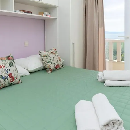 דירה Cozy In With House Sea View מאקרסקה